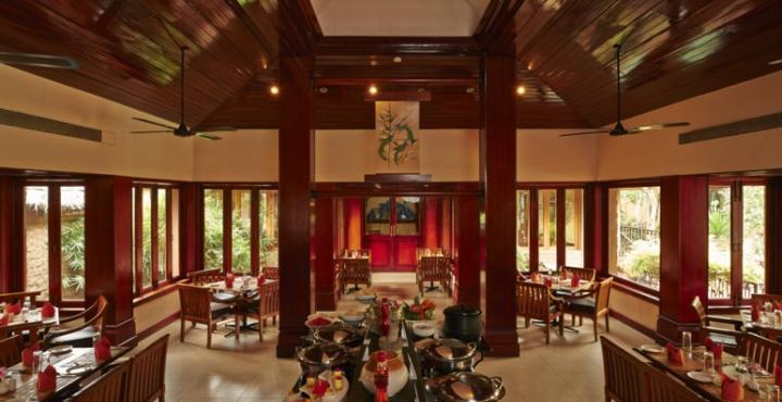 Club Mahindra كوماراكوم المظهر الخارجي الصورة