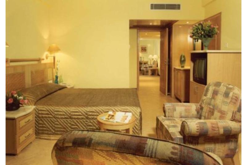 Club Mahindra كوماراكوم المظهر الخارجي الصورة