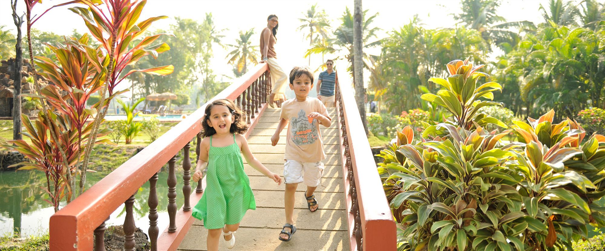 Club Mahindra كوماراكوم المظهر الخارجي الصورة