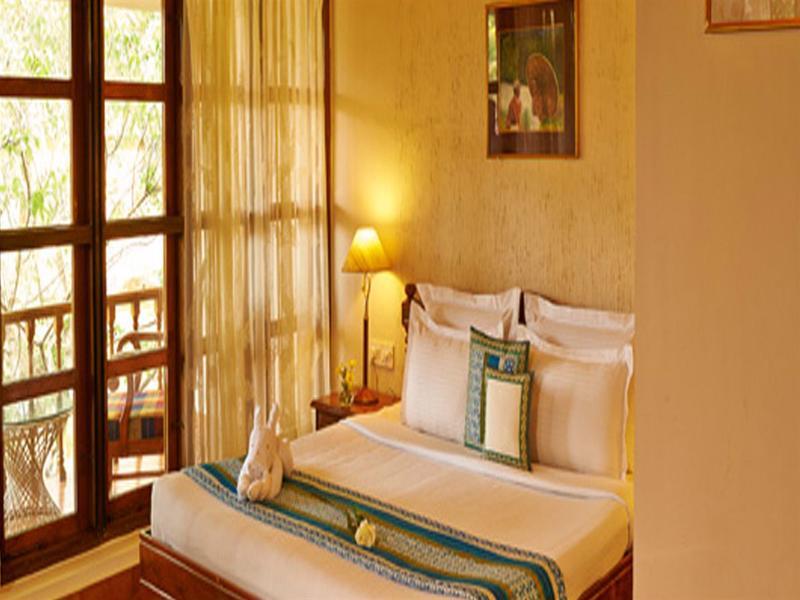 Club Mahindra كوماراكوم المظهر الخارجي الصورة